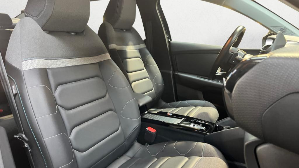 Nouvelle CITROEN C4 X  1.2 PureTech 12V - 130 S&S - EAT8  Max